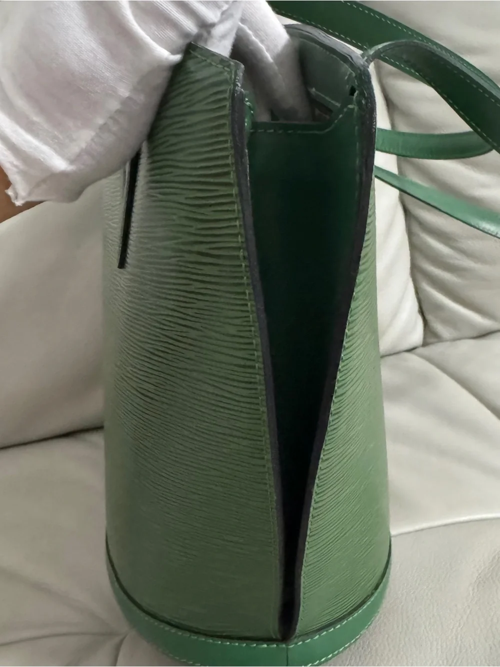 Louis Vuitton stylish louis